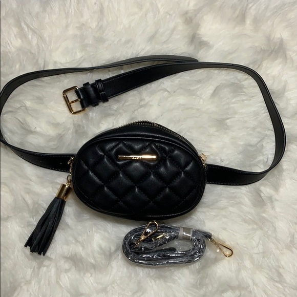 Sold!🎉🎉NEW* Aldo Black and Gold crossbody/fann - Picture 5 of 7